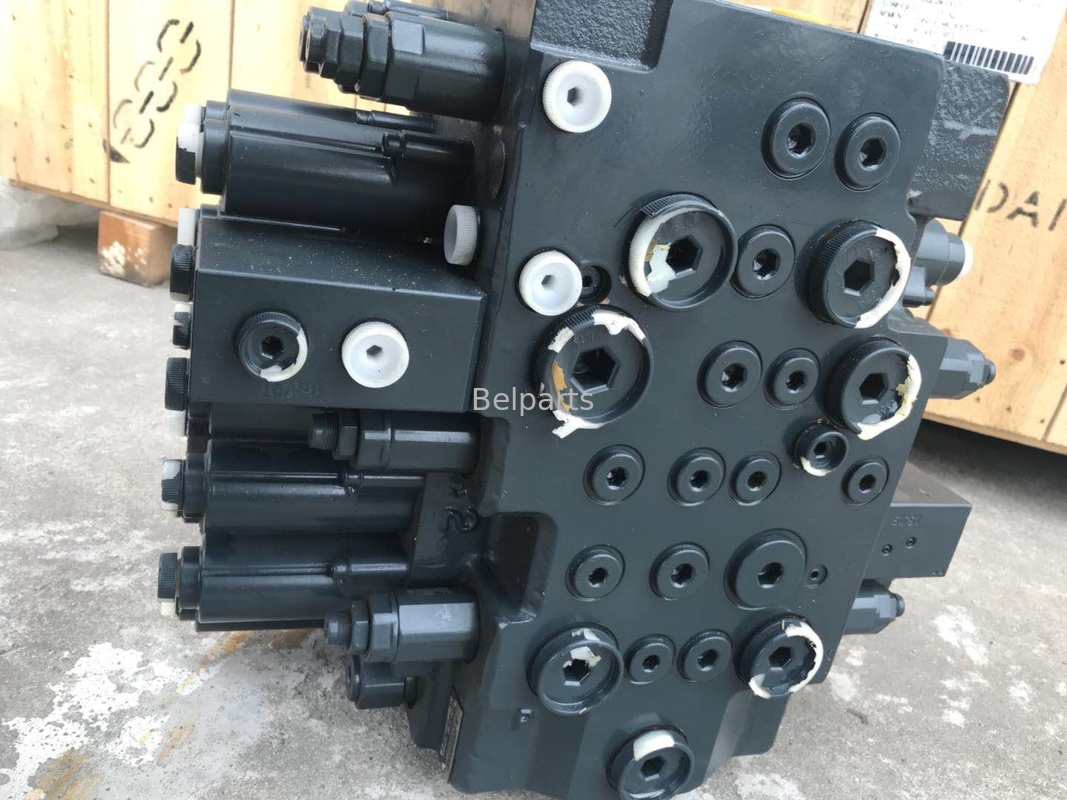 Pièces hydrauliques de Control Valve 31N4-15110 d'excavatrice de la chenille R1400W-7 pour Hyundai