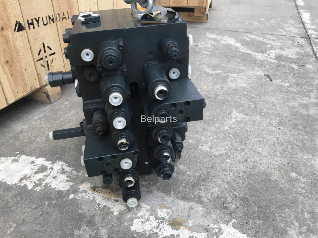 Pièces hydrauliques de Control Valve 31N4-15110 d'excavatrice de la chenille R1400W-7 pour Hyundai