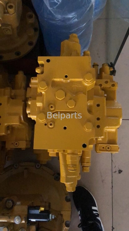 Pièces hydrauliques de Control Valve d'excavatrice de la chenille PC240-8 PC210-8 pour KOMATSU
