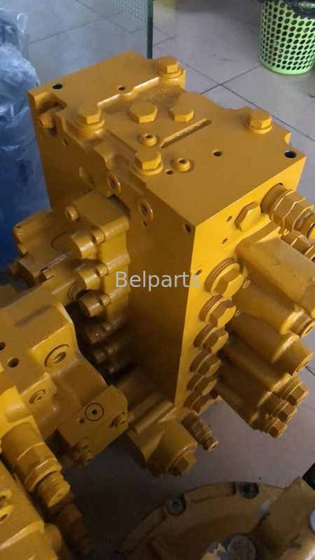Pièces hydrauliques de Control Valve d'excavatrice de la chenille PC240-8 PC210-8 pour KOMATSU