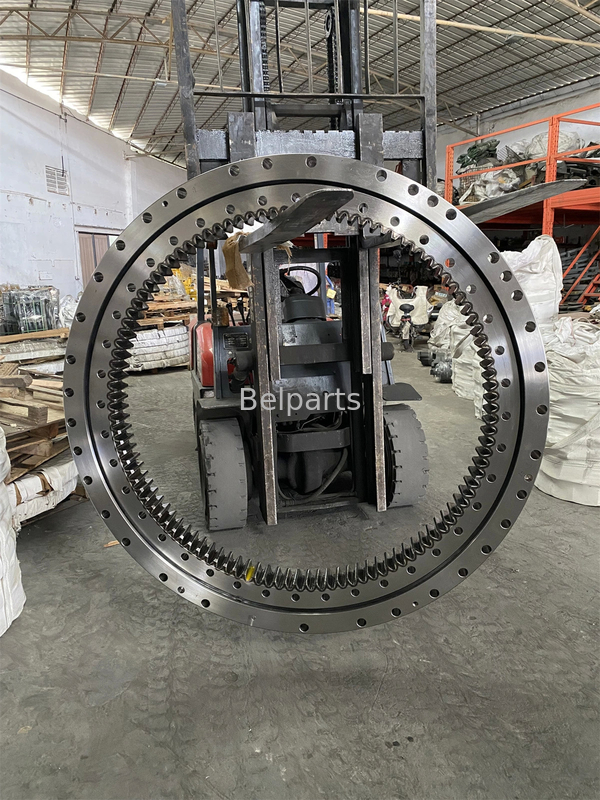 Hitachi ZX450-3 9247287 roulement à chenille anneau à chenille pour pièces de rechange de pelleteuse