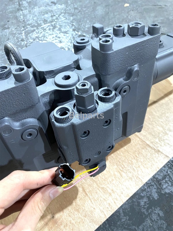 Pompe hydraulique principale pour JS110 JS130 JS150LC JS130W JS150W JCB Excavatrice Pièces de rechange KNJ1025 KLJ0493 KNJ1817 KLJ0001 JLJ0231 20640-44020 KYB KAYABA PSV2-60T Pompe à pistons axiaux d'origine Accessoire