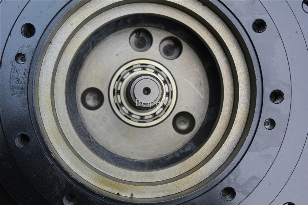 ZX160-5 EX150-5 EX160-5 Réduction des déplacements pour les pièces de rechange des excavatrices Hitachi 4389722 Boîte de vitesses de déplacement