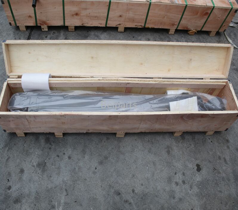 EC210B EC210BLC Bouteille hydraulique pour pièces détachées de pelleteuses VOE14512430 VOE14523659 VOE14523664 VOE14523664 Après-vente Haute qualité