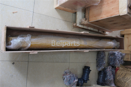 Parties de l'excavatrice cylindre à bras hydraulique Assy 31N4-50130 Pour Hyundai R140LC-7
